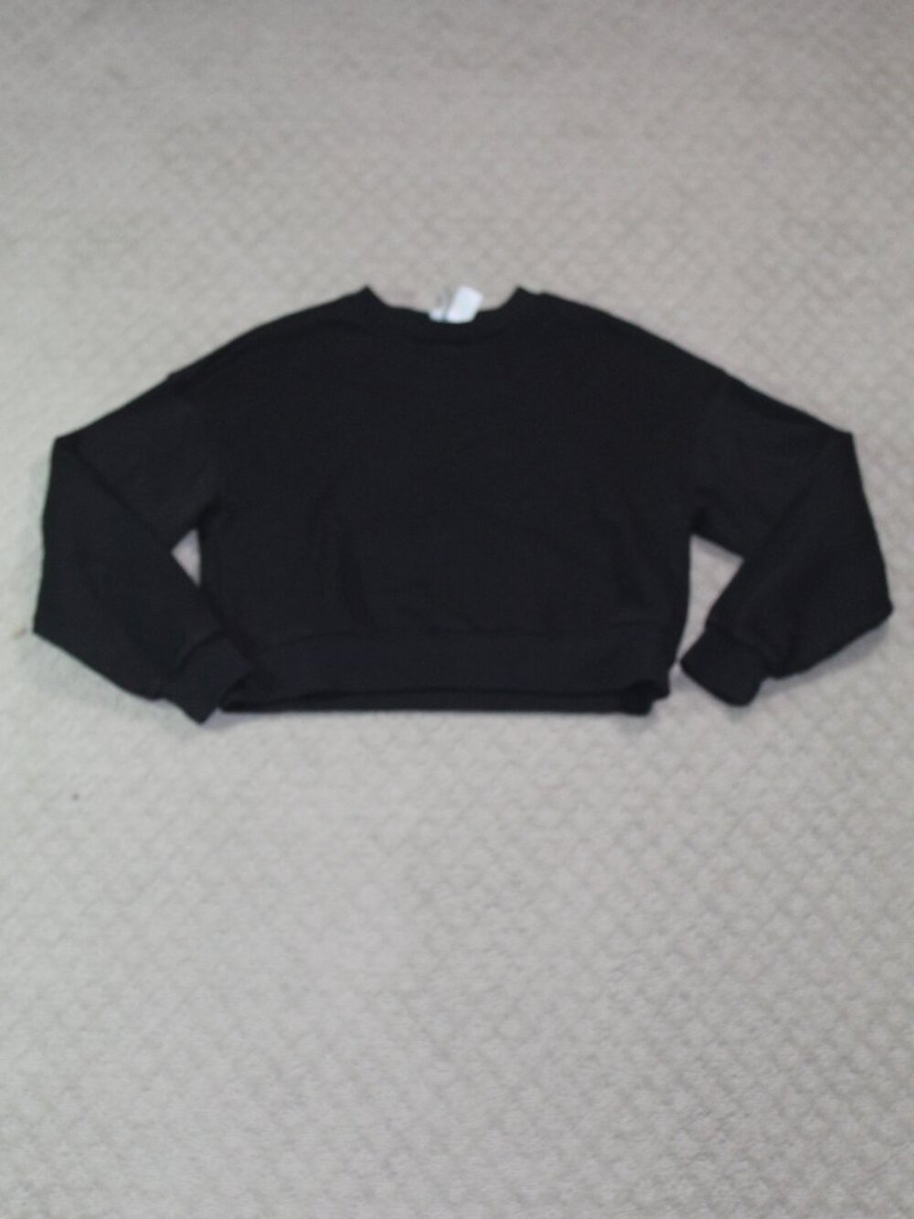H&M Divided Size XS Black Fleece Cropped Sweatshirt